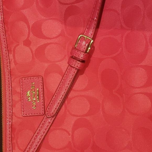 ❣️💫MARK DOWN💫❣️ Coach Hot Pink Bag - Picture 13 of 13